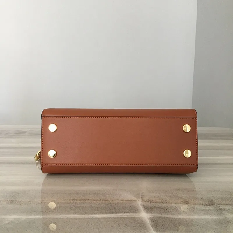 All Categories Official Website "Brand Women's Bags" Women's Bags 💙 MK 2023 New MK Genuine Leather Crossbody Bag